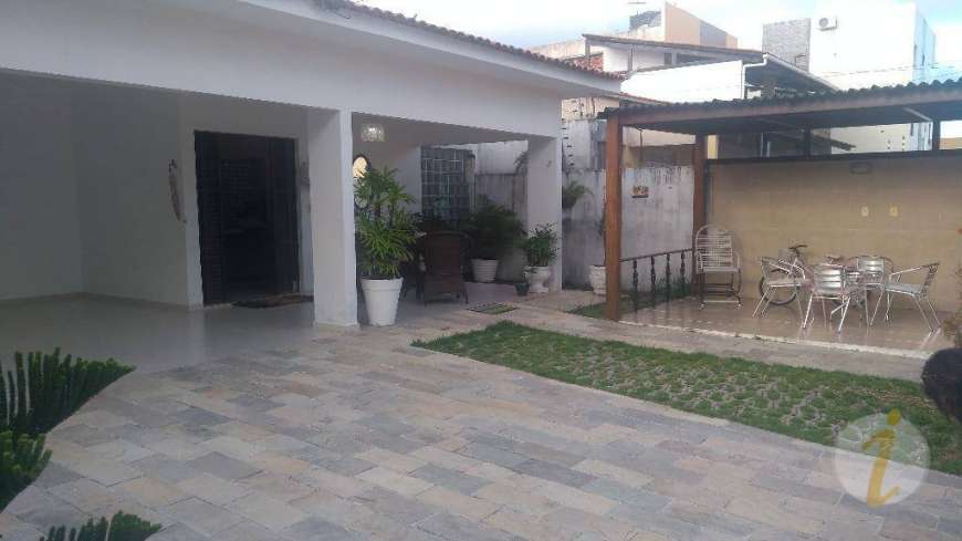 Casa com 4 Quartos à Venda, 190 m² por R$ 550.000 Rua Cordélia Velloso Frade - Jardim Cidade Universitária, João Pessoa - PB