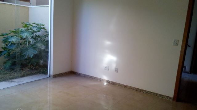 Apartamento com 3 Quartos à Venda, 75 m² por R$ 290.000 Rua Jaime Petit da Silva, 112 - Rio Branco, Belo Horizonte - MG