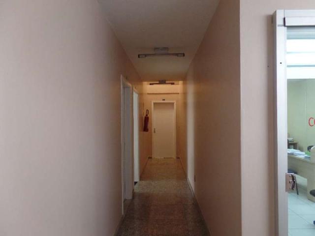 Apartamento com 1 Quarto para Alugar, 40 m² por R$ 600/Mês Avenida Doutor Ismerino Soares de Carvalho, 449 - Setor Aeroporto, Goiânia - GO
