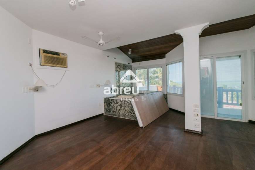 Casa com 4 Quartos à Venda por R$ 1.800.000 Rua Pedro Fonseca Filho, 8921 - Ponta Negra, Natal - RN