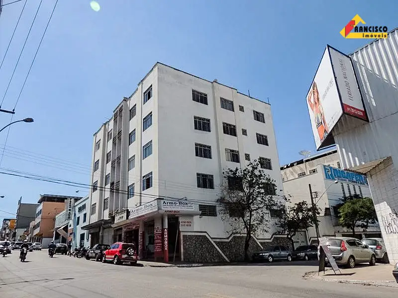Apartamento com 4 Quartos para Alugar, 150 m² por R$ 1.200/Mês Rua Piauí, 148 - Centro, Divinópolis - MG