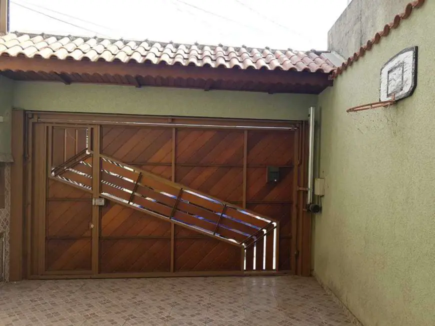 Sobrado com 3 Quartos à Venda, 180 m² por R$ 750.000 Rua José Carlos Araújo - Vila Yolanda, Osasco - SP