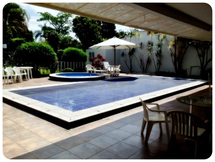 Casa com 5 Quartos para Alugar, 665 m² por R$ 25.000/Mês Lago Sul, Brasília - DF