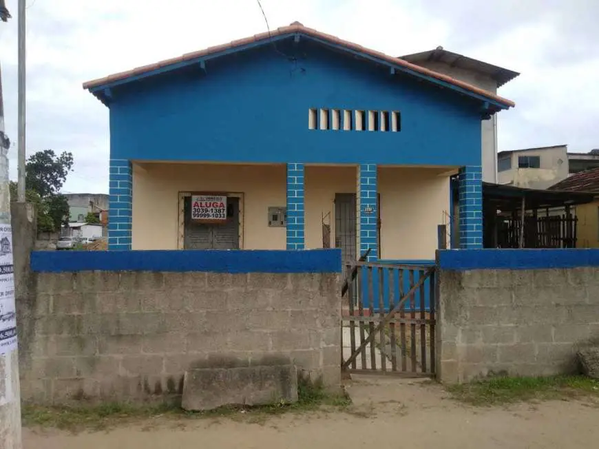 Casa com 2 Quartos para Alugar, 75 m² por R$ 500/Mês Avenida Nona Avenida - Cobilândia, Vila Velha - ES