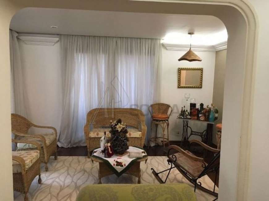 Apartamento com 5 Quartos para Alugar, 382 m² por R$ 5.000/Mês Santana, São Paulo - SP