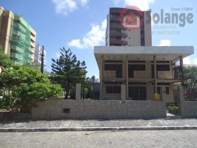 Casa com 4 Quartos para Alugar, 200 m² por R$ 6.000/Mês Avenida Adolfo Loureiro França - Cabo Branco, João Pessoa - PB
