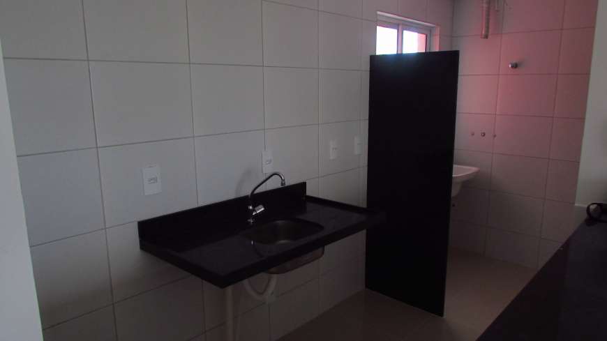 Apartamento com 3 Quartos para Alugar, 69 m² por R$ 1.230/Mês Rua Florença, 2434 - Ponta Negra, Natal - RN