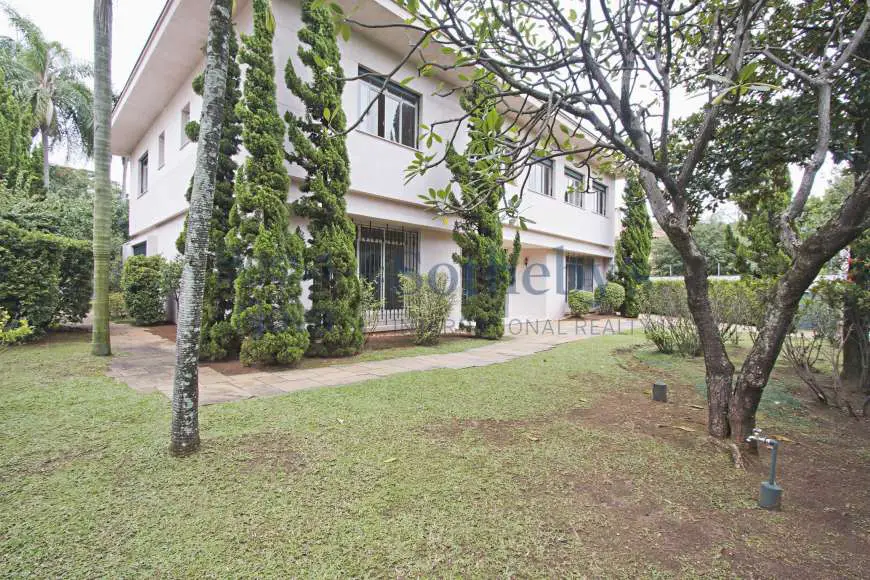 Casa com 3 Quartos para Alugar, 660 m² por R$ 40.000/Mês Rua Panamá - Jardim América, São Paulo - SP