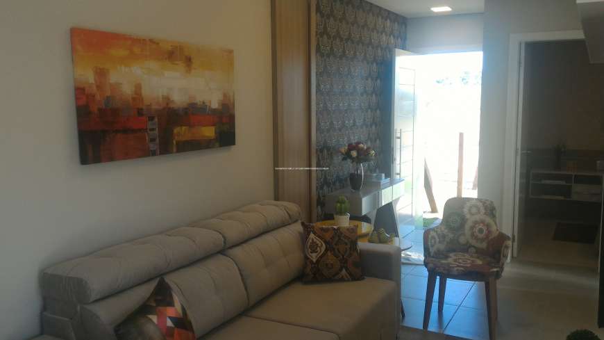 Casa com 2 Quartos à Venda, 47 m² por R$ 156.650 Estrada da Pedreira, 3760 - Berto Círio, Nova Santa Rita - RS