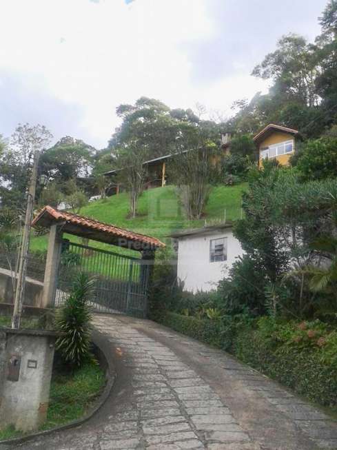 Casa com 3 Quartos à Venda, 82 m² por R$ 550.000 Parque Imperial, Nova Friburgo - RJ