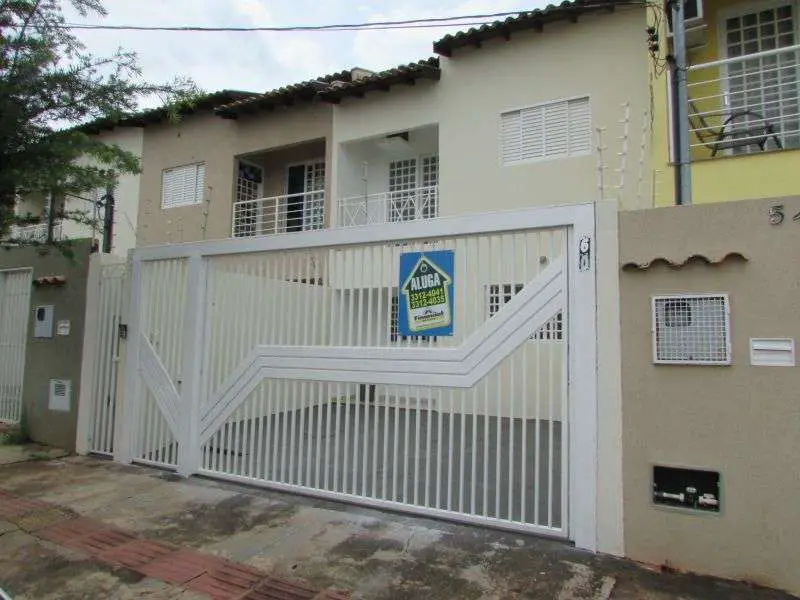 Sobrado com 2 Quartos para Alugar, 80 m² por R$ 1.200/Mês Rua Colibri, 60 - Vila Manoel da Costa Lima, Campo Grande - MS