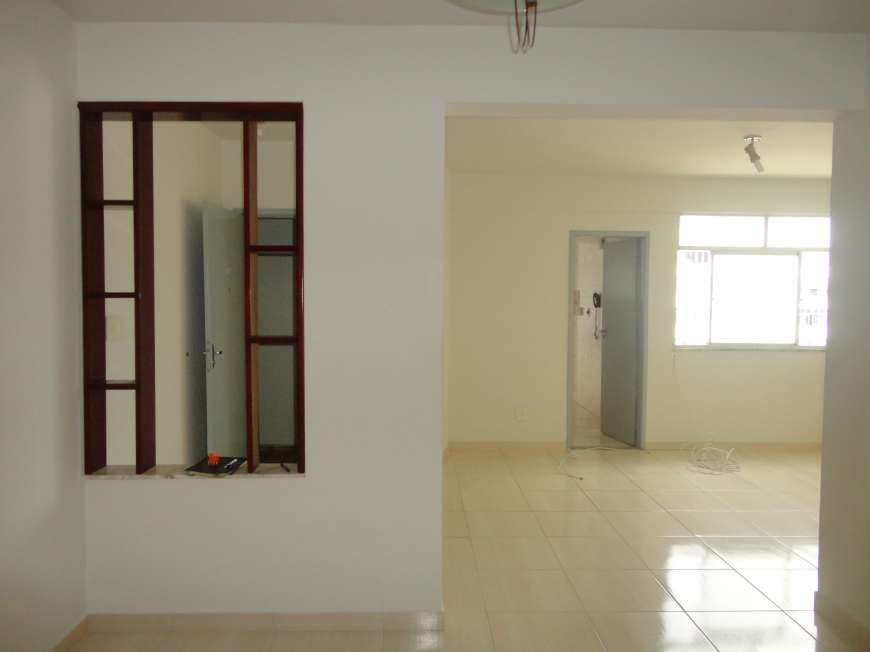 Apartamento com 3 Quartos para Alugar, 110 m² por R$ 750/Mês Rua Santa Luzia, 180 - Centro, Aracaju - SE