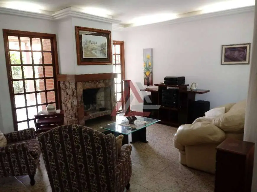 Casa com 4 Quartos à Venda, 317 m² por R$ 1.350.000 Rua das Piraúnas, 74 - Jurerê Internacional, Florianópolis - SC