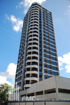 Apartamento com 4 Quartos à Venda, 126 m² por R$ 580.000 Rua Engenheiro Teófilo de Freitas, 30 - Graças, Recife - PE