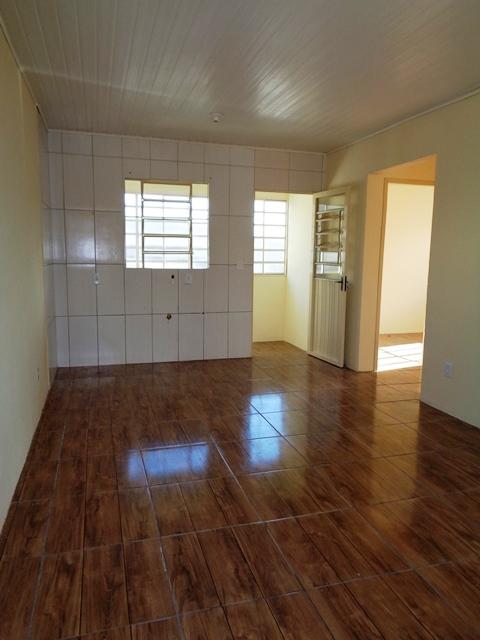 Casa com 2 Quartos para Alugar, 60 m² por R$ 850/Mês Rua Atílio Supertti, 811 - Vila Nova, Porto Alegre - RS