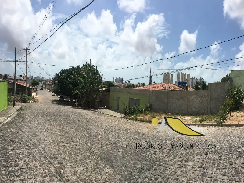 Lote/Terreno à Venda por R$ 90.000 Rua dos Potiguares, 1919 - Cidade Nova, Natal - RN