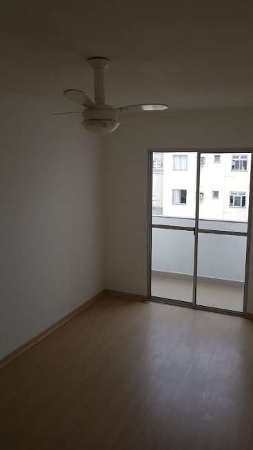 Apartamento com 3 Quartos para Alugar, 64 m² por R$ 1.100/Mês Colina de Laranjeiras, Serra - ES