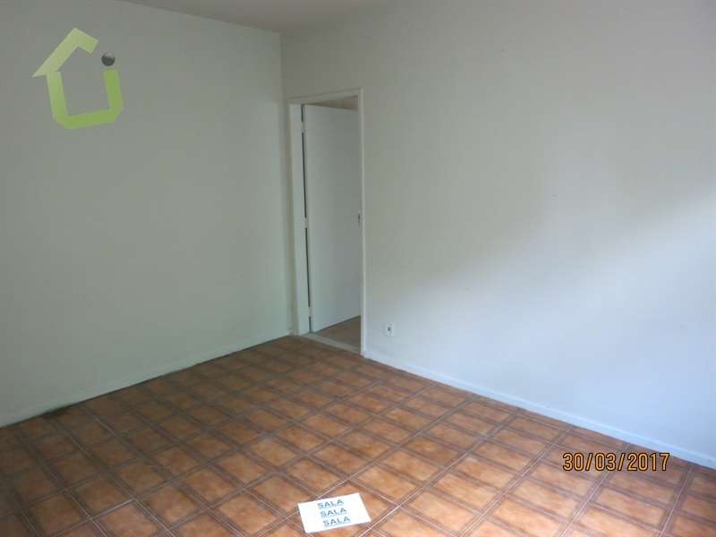 Apartamento com 2 Quartos para Alugar, 70 m² por R$ 500/Mês Rua Dona Clara de Araújo, 2521 - Rancho Novo, Nova Iguaçu - RJ