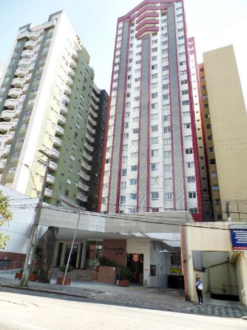 Apartamento com 1 Quarto para Alugar, 61 m² por R$ 1.100/Mês Rua Doutor Pedrosa, 152 - Centro, Curitiba - PR
