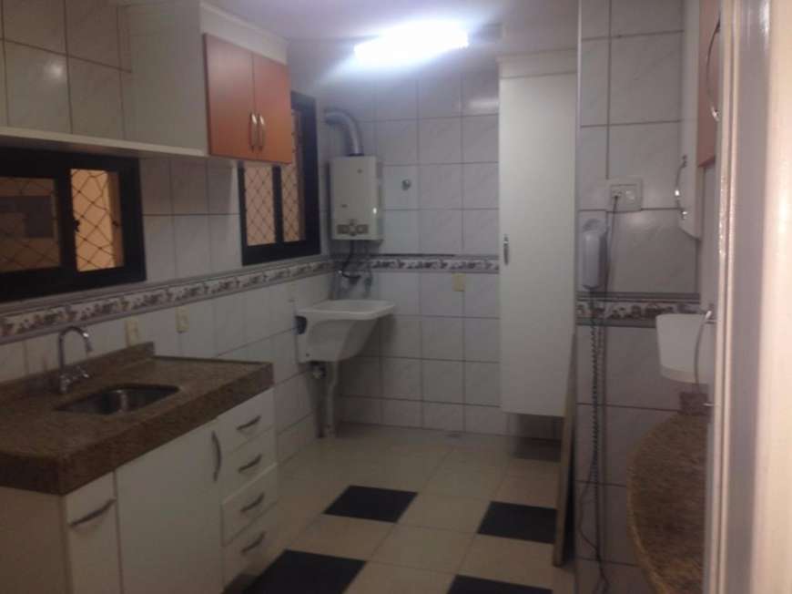 Apartamento com 3 Quartos para Alugar, 79 m² por R$ 2.600/Mês Nossa Senhora das Graças, Manaus - AM