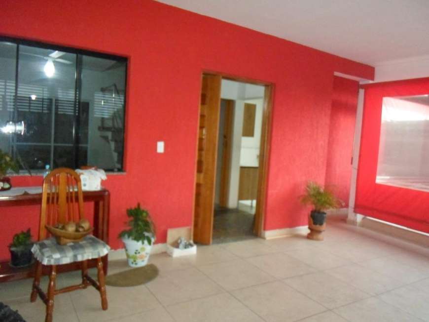 Sobrado com 3 Quartos para Alugar, 125 m² por R$ 2.700/Mês Rua Carolina Soares - Vila Diva, São Paulo - SP