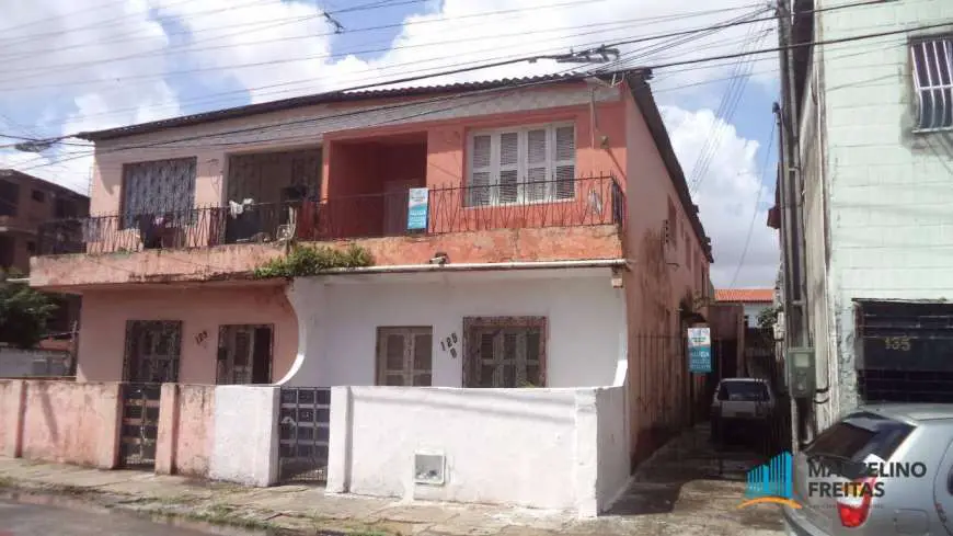 Apartamento com 2 Quartos para Alugar, 50 m² por R$ 559/Mês Rua Raul Pompéia, 125 - Álvaro Weyne, Fortaleza - CE