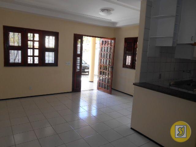 Casa com 3 Quartos para Alugar, 100 m² por R$ 2.000/Mês Rua Desembargador José Gil de Carvalho, 390 - Cambeba, Fortaleza - CE