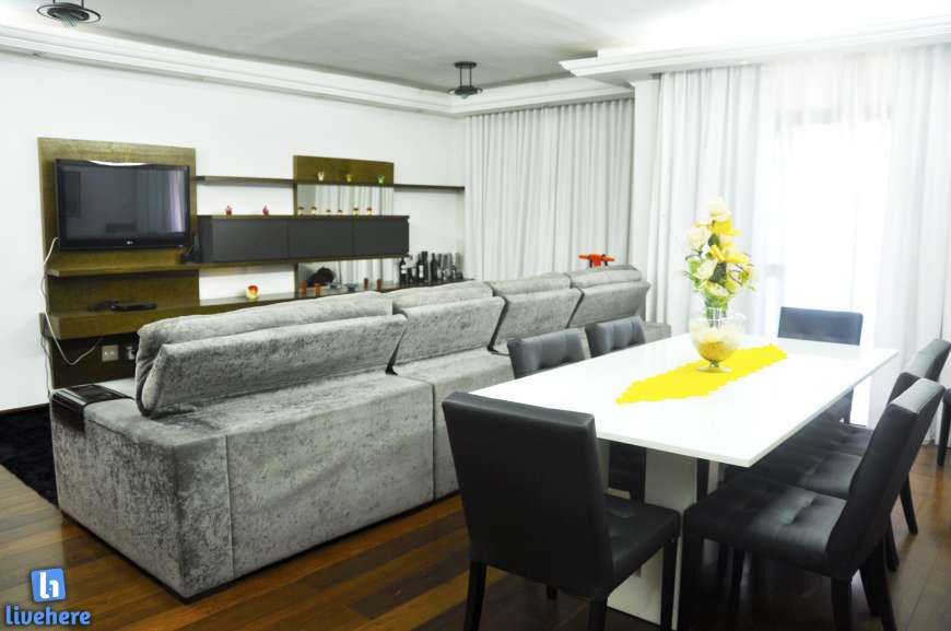 Apartamento com 4 Quartos para Alugar, 150 m² por R$ 3.912/Mês Rua Hermantino Coelho, 901 - Mansões Santo Antônio, Campinas - SP