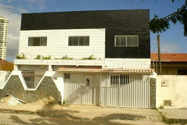 Kitnet com 1 Quarto para Alugar, 23 m² por R$ 600/Mês Candelária, Natal - RN