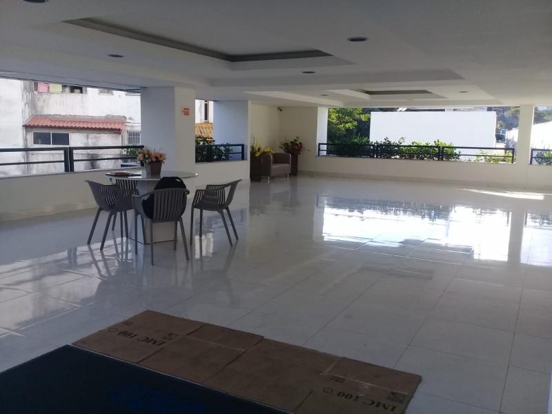 Apartamento com 2 Quartos para Alugar, 56 m² por R$ 1.600/Mês Rua Jardim Federação - Federação, Salvador - BA