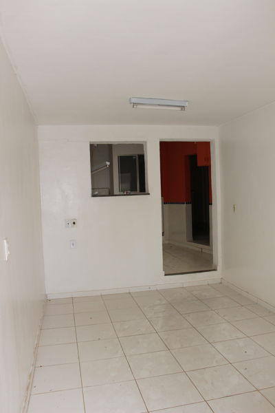Casa com 2 Quartos para Alugar por R$ 1.400/Mês Rua 131, 337 - Setor Sul, Goiânia - GO
