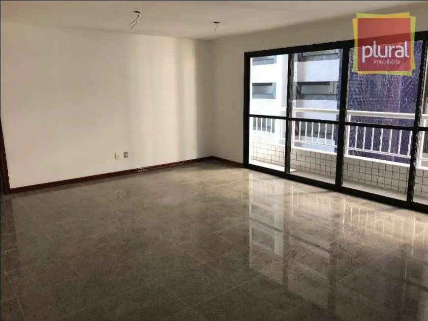 Apartamento com 3 Quartos para Alugar, 132 m² por R$ 3.000/Mês Mucuripe, Fortaleza - CE