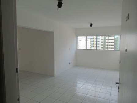 Apartamento com 3 Quartos para Alugar, 88 m² por R$ 800/Mês Avenida Professor Sandoval Arroxelas, 927 - Ponta Verde, Maceió - AL