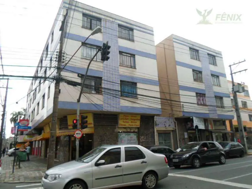 Apartamento com 2 Quartos para Alugar, 70 m² por R$ 750/Mês Rua Mateus Leme, 423 - Centro Cívico, Curitiba - PR