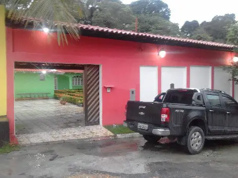 Casa com 4 Quartos para Alugar, 600 m² por R$ 4.500/Mês Flores, Manaus - AM