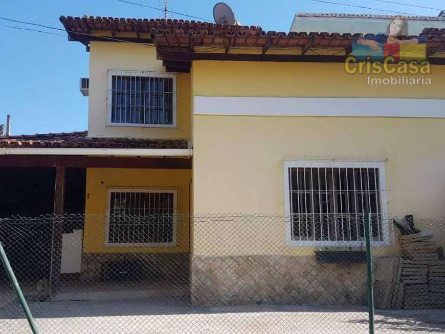 Casa com 2 Quartos para Alugar, 71 m² por R$ 850/Mês Rua Goiás, 370 - Extensão do Bosque, Rio das Ostras - RJ