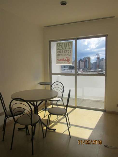 Apartamento com 1 Quarto para Alugar, 80 m² por R$ 750/Mês Rua José de Alencar, 145 - Cristo Rei, Curitiba - PR