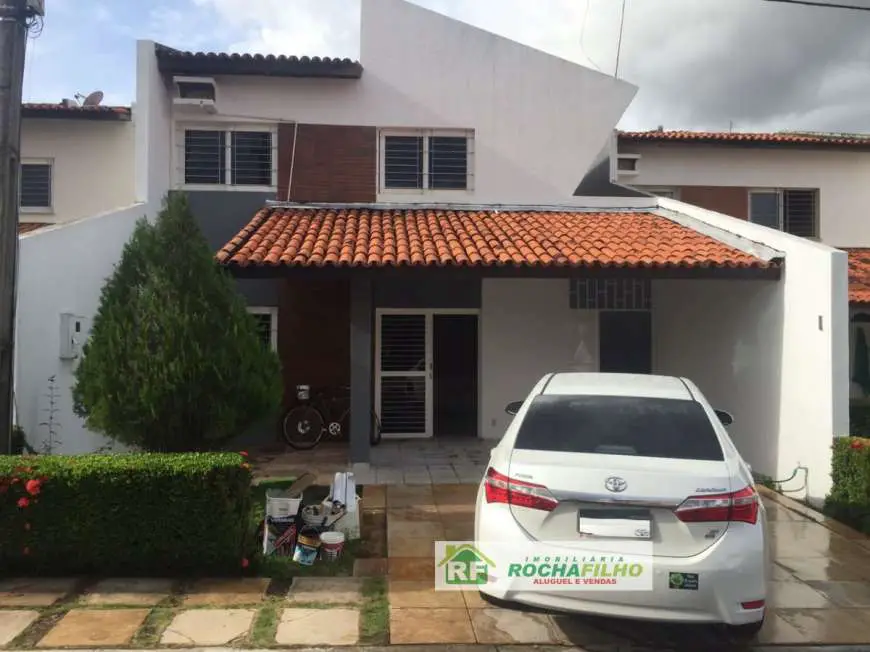 Casa com 3 Quartos à Venda, 180 m² por R$ 550.000 Santa Lia, Teresina - PI