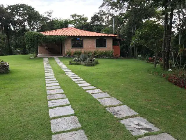 Casa de Condomínio com 4 Quartos à Venda, 1000 m² por R$ 450.000 Zona Rural, Esmeraldas - MG