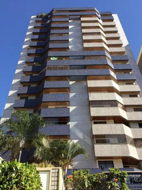 Apartamento com 4 Quartos para Alugar, 165 m² por R$ 2.700/Mês Cambuí, Campinas - SP