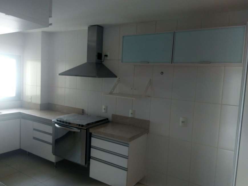 Apartamento com 3 Quartos para Alugar, 140 m² por R$ 2.950/Mês Avenida Miguel Sutil - Dom Aquino, Cuiabá - MT