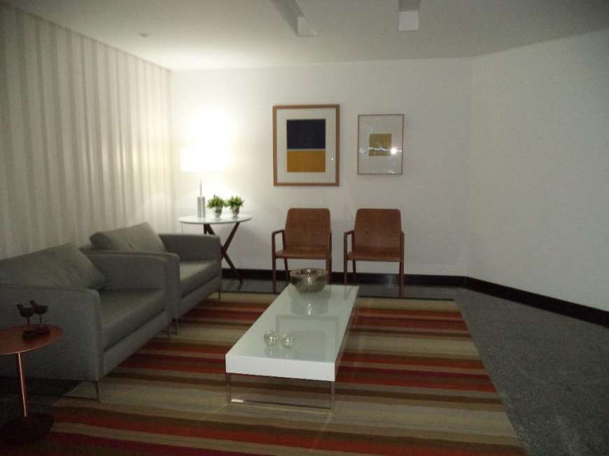 Apartamento com 4 Quartos para Alugar, 236 m² por R$ 3.000/Mês Barcelona, São Caetano do Sul - SP