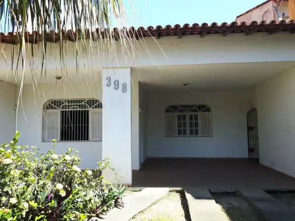 Casa com 3 Quartos para Alugar, 140 m² por R$ 3.000/Mês Rua Doutor Jairo de Matos Pereira, 398 - Praia da Costa, Vila Velha - ES