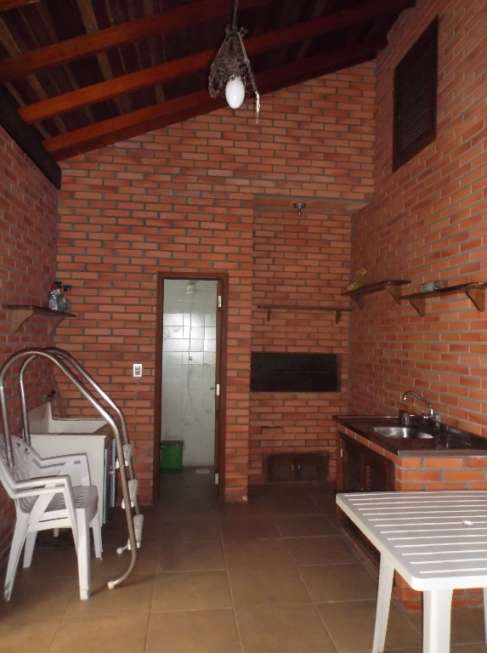 Casa com 1 Quarto para Alugar, 120 m² por R$ 2.200/Mês Pinheiro, São Leopoldo - RS