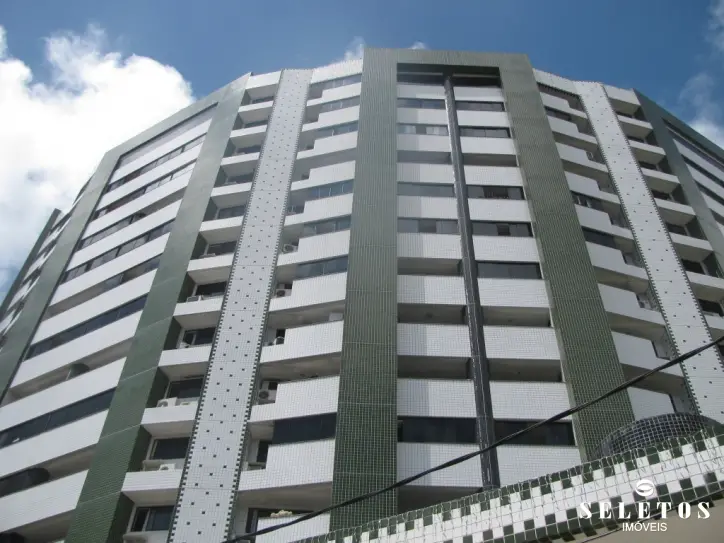 Apartamento com 4 Quartos à Venda, 400 m² por R$ 1.000.000 Barro Vermelho, Natal - RN