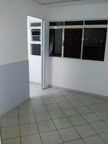 Kitnet com 2 Quartos para Alugar, 30 m² por R$ 900/Mês Vila Luzita, Santo André - SP