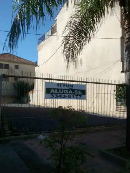 Lote/Terreno para Alugar por R$ 5.000/Mês Rua Vilela Tavares - São João, Porto Alegre - RS