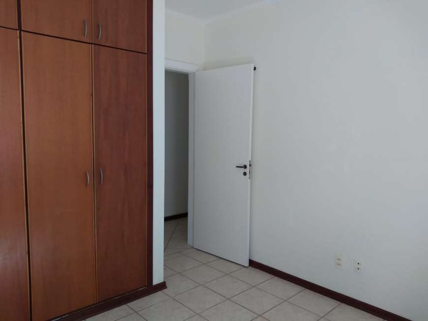 Casa de Condomínio com 3 Quartos para Alugar, 200 m² por R$ 3.300/Mês Sousas, Campinas - SP