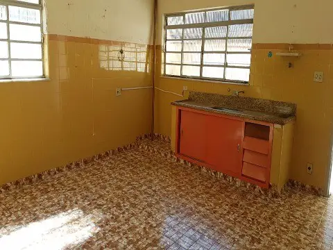 Casa com 3 Quartos para Alugar, 80 m² por R$ 1.600/Mês Chácara Belenzinho, São Paulo - SP