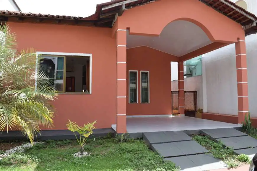 Casa de Condomínio com 3 Quartos à Venda, 114 m² por R$ 420.000 Avenida Governador Hélio da Mota Gueiros, 135 - Coqueiro, Ananindeua - PA